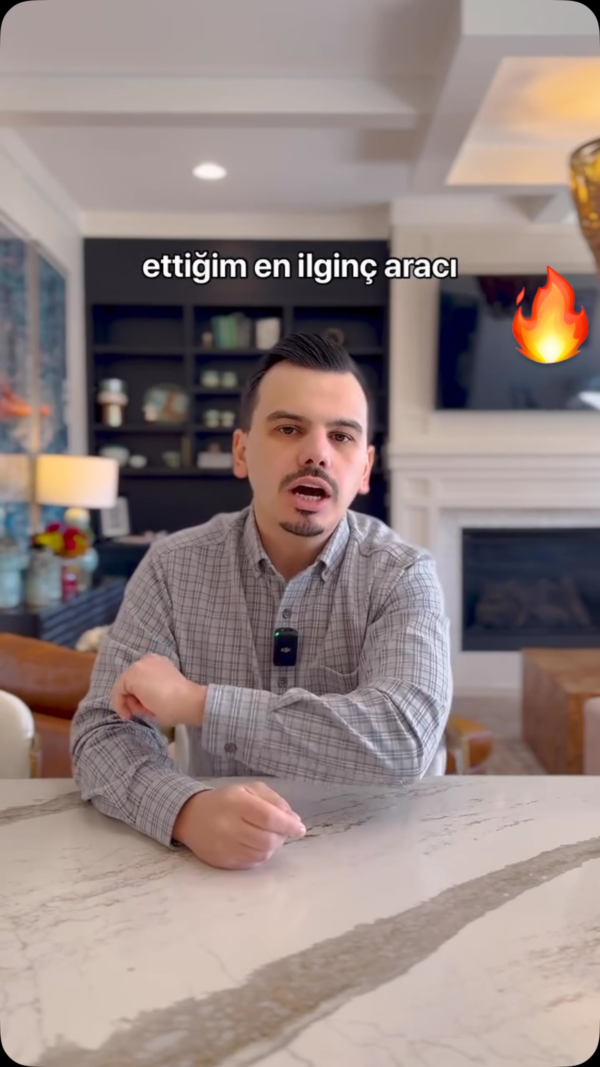 Adam Uçakla Gelmiş